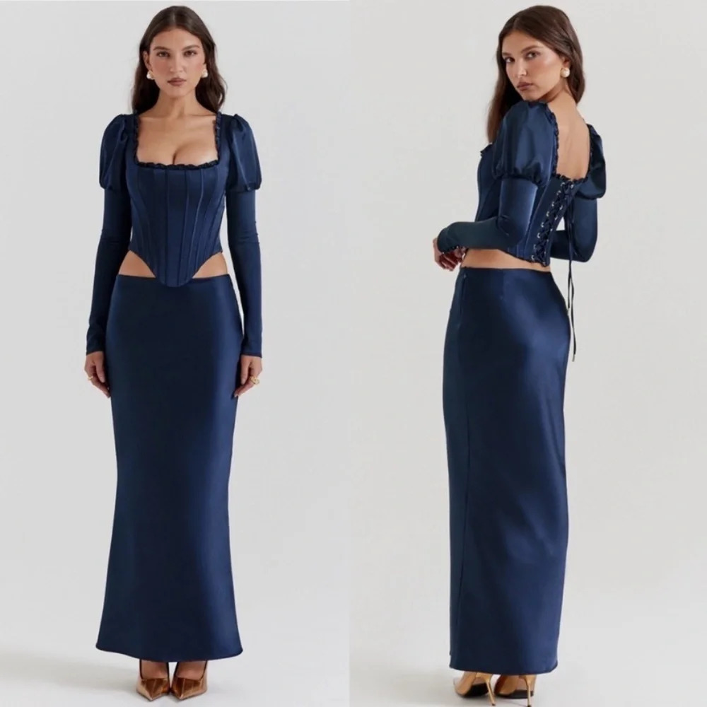 HOUSE OF CB 'Dana'‎ Navy Puff Sleeve Corset NWOT - Picture 9 of 11